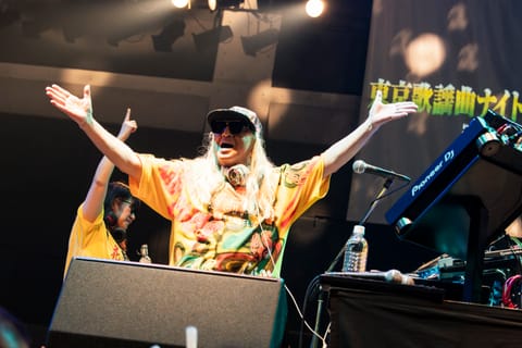22:37 1F LIVE / DJ KOO
