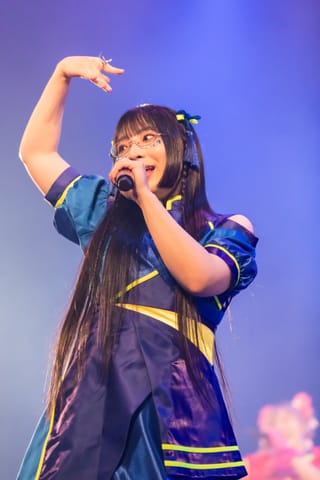 19:37 1F LIVE / エレクトリックリボン